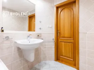 Prodej bytu 3+kk, Teplice, V závětří, 73 m2