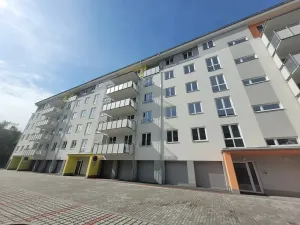 Pronájem bytu 1+kk, Uherské Hradiště, Zahrádky, 32 m2