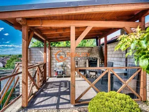 Prodej rodinného domu, Hovorany, 220 m2