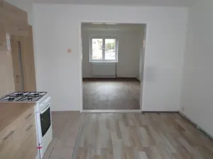 Pronájem bytu 1+1, Bílina, Sídliště SHD, 38 m2