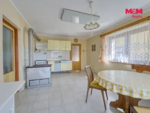 Prodej rodinného domu, Lesná, 208 m2