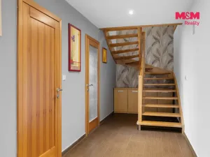 Prodej rodinného domu, Hradečno, 305 m2