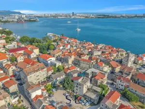 Prodej rodinného domu, Kaštela, Chorvatsko, Ulica Matice Hrvatske, 100 m2