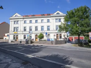 Pronájem kanceláře, Říčany, 17. listopadu, 17 m2