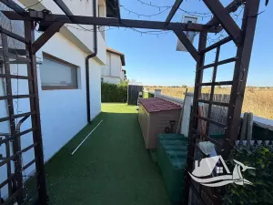 Prodej rodinného domu, Pomorie, Bulharsko, 179 m2