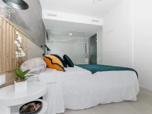 Prodej rodinného domu, San Miguel de Salinas, Alicante, Španělsko, 92 m2
