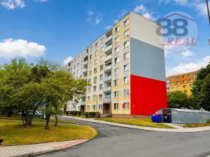 Prodej bytu 3+1, Klášterec nad Ohří, Školní, 64 m2