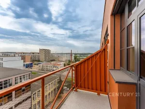 Pronájem bytu 1+kk, Praha - Vysočany, Kolbenova, 33 m2