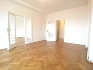 Pronájem bytu 2+1, Praha - Smíchov, Štefánikova, 77 m2
