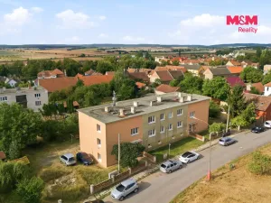 Prodej bytu 3+1, Kněževes, Štrosova, 63 m2