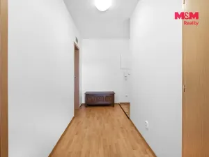 Prodej bytu 2+kk, Praha, Na břehu, 56 m2
