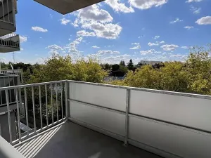 Pronájem bytu 1+kk, Praha - Horní Měcholupy, Hornoměcholupská, 38 m2