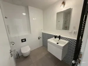 Pronájem bytu 1+kk, Praha - Kbely, Plzákova, 30 m2