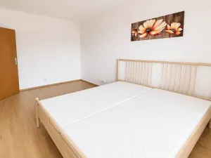 Pronájem bytu 2+kk, Praha - Záběhlice, Mattioliho, 57 m2