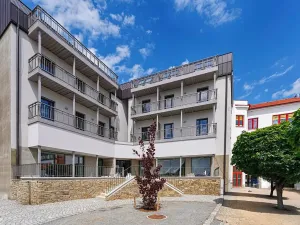 Prodej bytu 3+kk, Bystřice nad Pernštejnem, Masarykovo náměstí, 84 m2