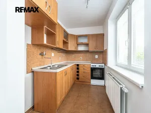 Pronájem bytu 2+kk, Praha - Vinoř, U cukrovaru, 45 m2