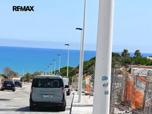 Prodej bytu 3+kk, Torrevieja, Španělsko, Calle Celindo, 77 m2