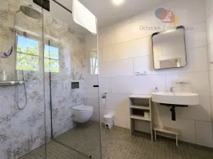 Prodej ubytování, Hněvotín, 717 m2