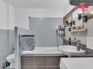 Prodej bytu 2+1, Valdice, Sídliště, 66 m2