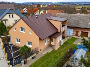 Prodej vícegeneračního domu, Březno, 180 m2