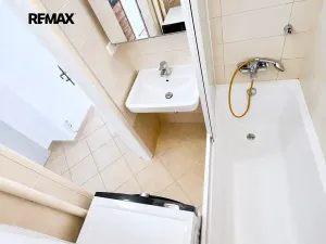Pronájem bytu 2+1, Praha - Vinohrady, Pod Rapidem, 52 m2