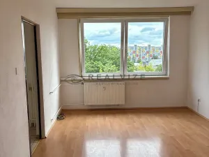 Pronájem bytu 3+1, České Budějovice, V. Volfa, 68 m2