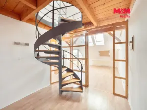 Pronájem bytu 3+kk, Praha - Libeň, Chlumčanského, 104 m2