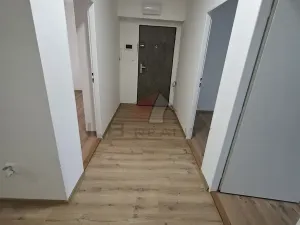 Pronájem bytu 3+1, Pečky, V Horkách, 81 m2