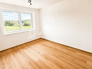 Prodej bytu 3+kk, Jirny, 69 m2