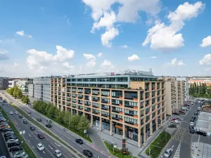 Pronájem kanceláře, Praha - Karlín, Rohanské nábřeží, 877 m2