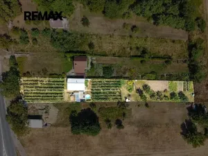 Prodej zahrady, Tvrdonice, 1072 m2