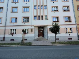 Pronájem bytu 2+kk, Hradec Králové, Bidlova, 59 m2