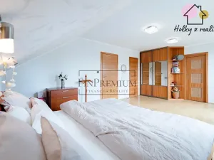 Prodej rodinného domu, Praha - Šeberov, Karfíkova, 354 m2