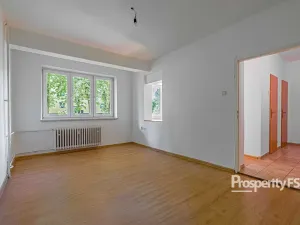 Prodej bytu 1+1, Karviná - Ráj, Školská, 35 m2