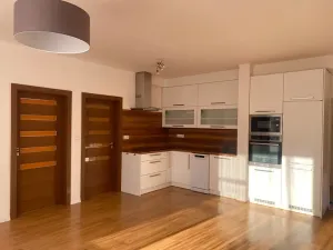 Pronájem bytu 3+kk, Praha - Čakovice, Bermanova, 56 m2