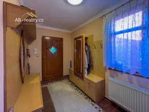 Prodej rodinného domu, Bystřany, Mírová, 254 m2