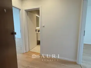 Prodej bytu 2+kk, Praha - Hlubočepy, Pražského, 45 m2