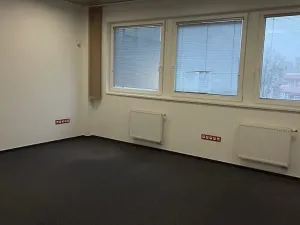 Pronájem kanceláře, Pardubice, Bělehradská, 32 m2