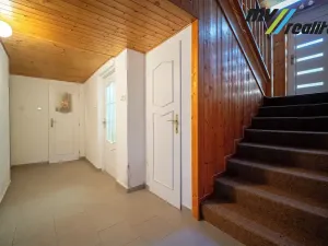 Prodej rodinného domu, Městec Králové, Třešňová, 300 m2