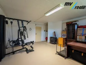 Prodej rodinného domu, Městec Králové, Třešňová, 300 m2