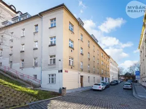Pronájem bytu 2+kk, Praha - Břevnov, Zúžená, 30 m2