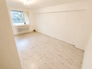 Pronájem bytu 2+kk, Kralupy nad Vltavou, sídl. Hůrka, 39 m2