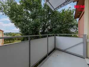 Prodej bytu 2+1, Nová Role, Tovární, 55 m2