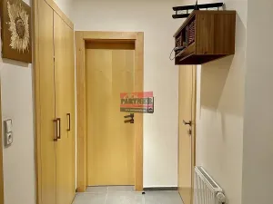 Pronájem bytu 3+1, Praha - Smíchov, U Malvazinky, 91 m2