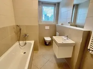 Pronájem bytu 2+kk, Praha - Vysočany, Pod Harfou, 53 m2