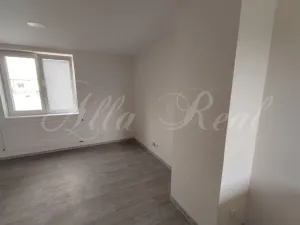 Pronájem bytu 1+kk, Malhostovice, 30 m2