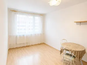 Pronájem bytu 2+kk, Kladno, Italská, 40 m2