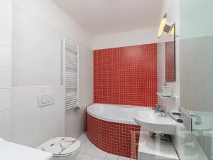 Pronájem bytu 1+kk, Praha - Horní Měcholupy, Boloňská, 36 m2