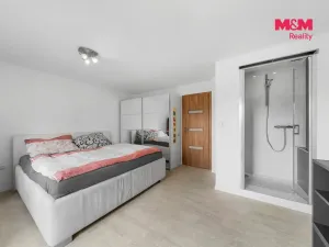Prodej rodinného domu, Ovčáry, 155 m2
