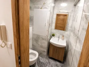 Pronájem bytu 2+1, Praha - Strašnice, Věšínova, 68 m2